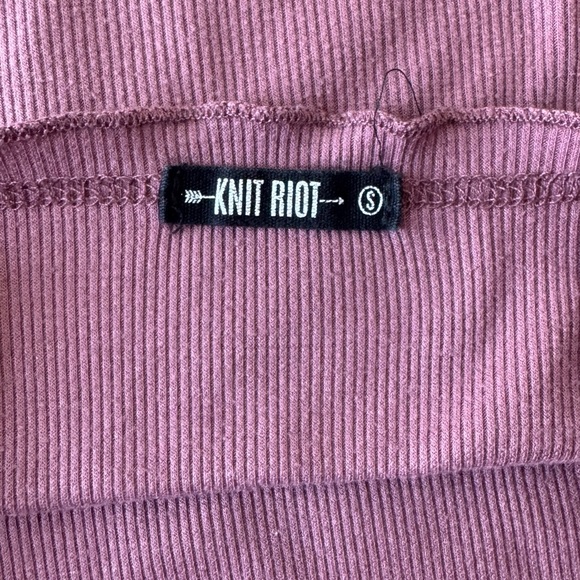 Knit Riot Women's  Ribbed Tank Top, size S - Picture 3 of 4